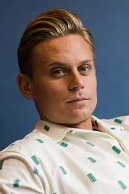 Picture of Billy Magnussen
