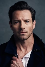 Picture of Ian Bohen