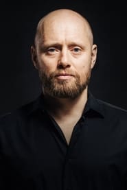Picture of Aksel Hennie