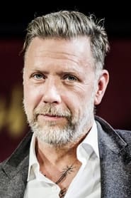 Picture of Mikael Persbrandt