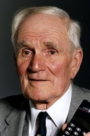 Picture of Desmond Llewelyn