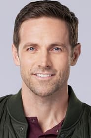 Picture of Dylan Bruce